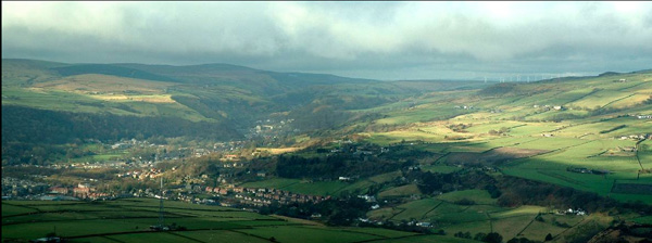 Calderdale Valley, © Magnus Manske, wikipedia