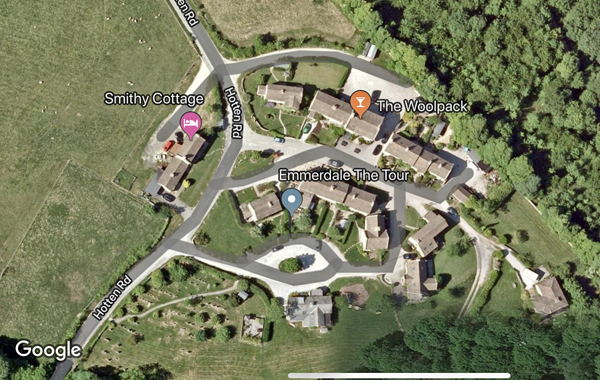 GoogleMaps_EmmerdaleVillage